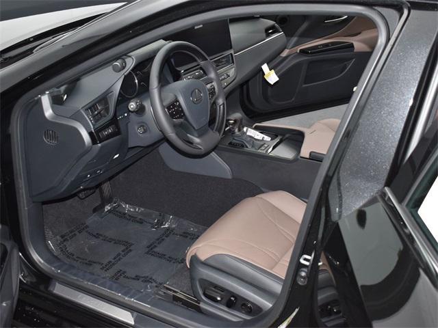 new 2025 Lexus ES 300h car, priced at $54,409