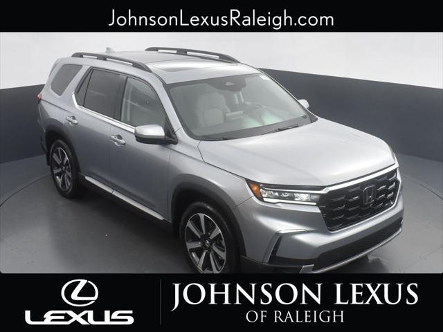 used 2025 Honda Pilot car, priced at $44,788