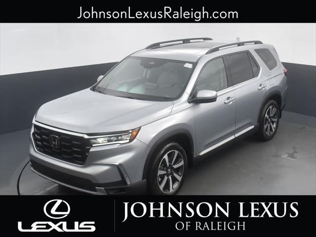 used 2025 Honda Pilot car, priced at $45,278