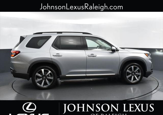 used 2025 Honda Pilot car, priced at $45,278
