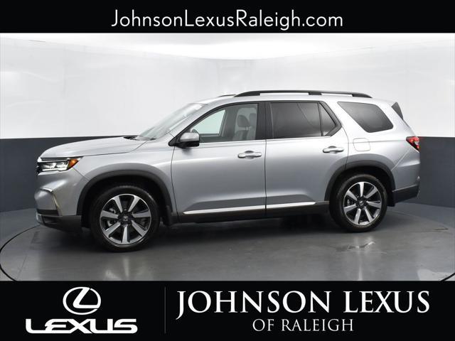 used 2025 Honda Pilot car, priced at $45,278