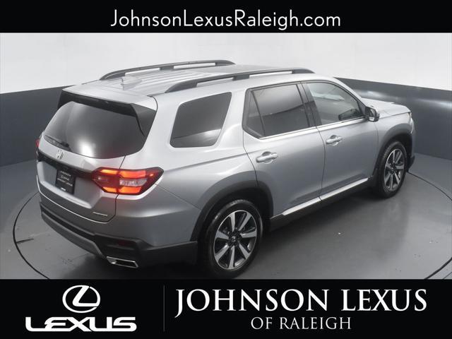 used 2025 Honda Pilot car, priced at $45,278