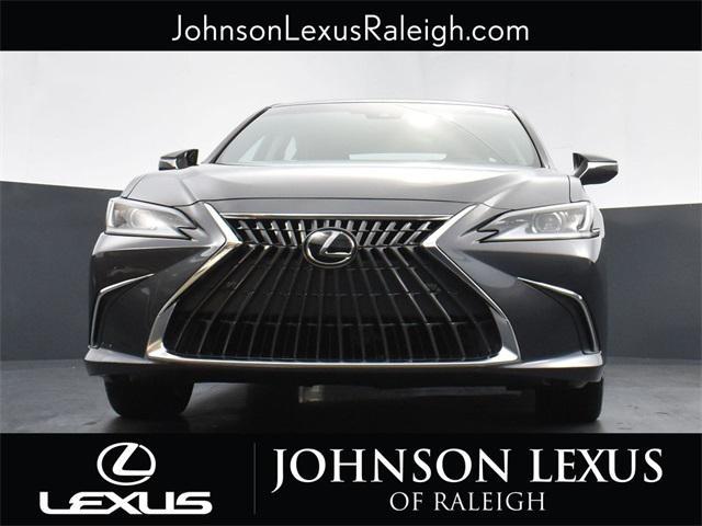 used 2023 Lexus ES 300h car, priced at $40,923