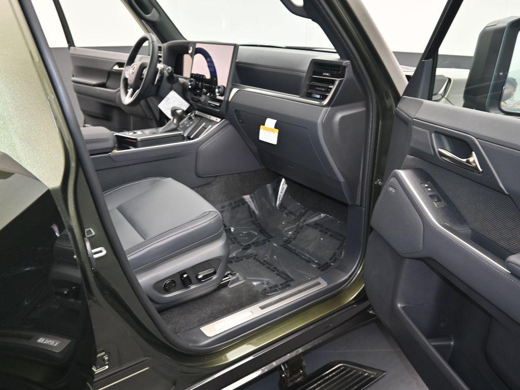 new 2025 Lexus GX 550 car, priced at $86,692
