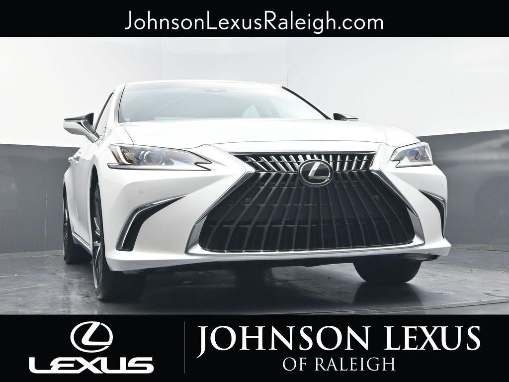 new 2025 Lexus ES 300h car, priced at $51,025