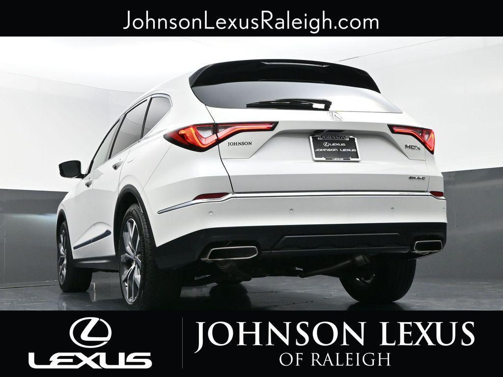 used 2023 Acura MDX car, priced at $43,995