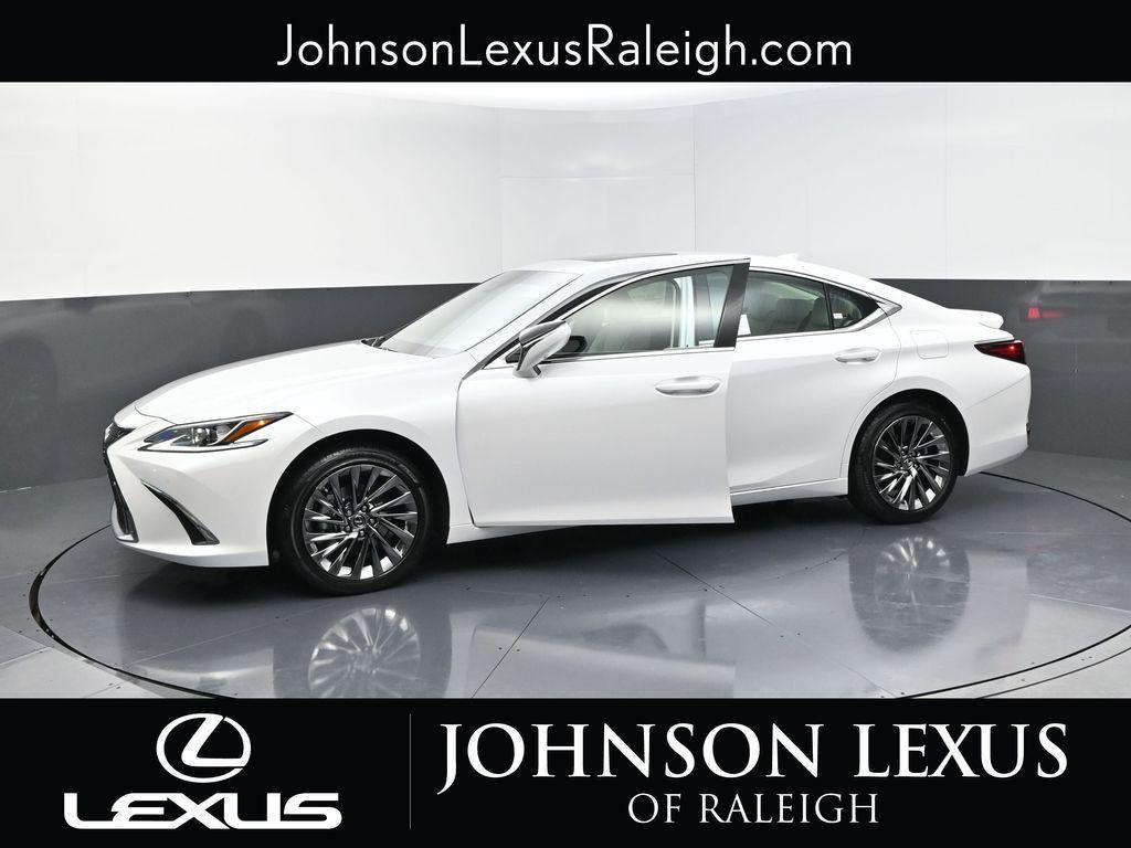 new 2025 Lexus ES 300h car, priced at $54,979