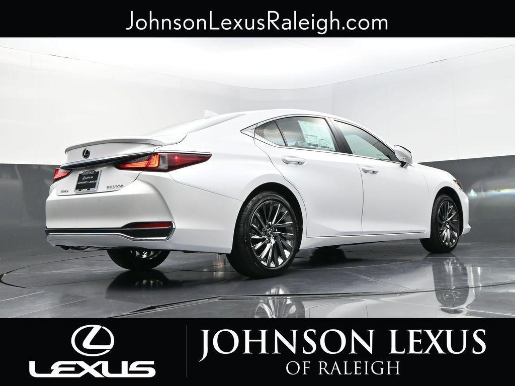 new 2025 Lexus ES 300h car, priced at $54,979