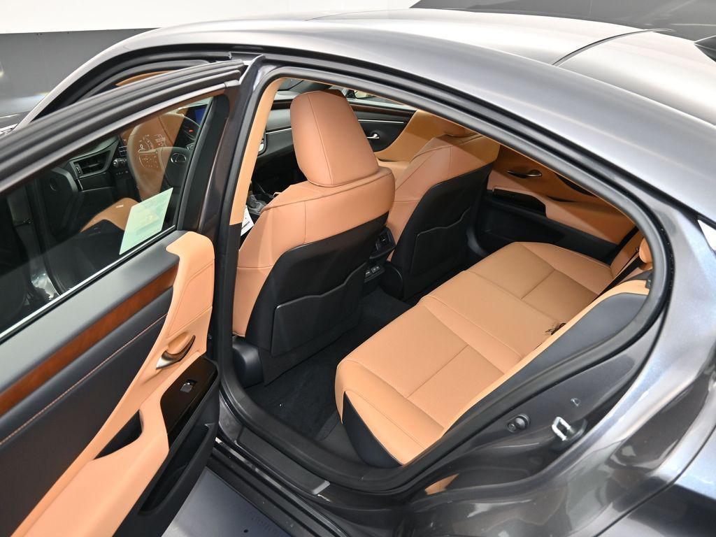 new 2025 Lexus ES 350 car, priced at $50,505