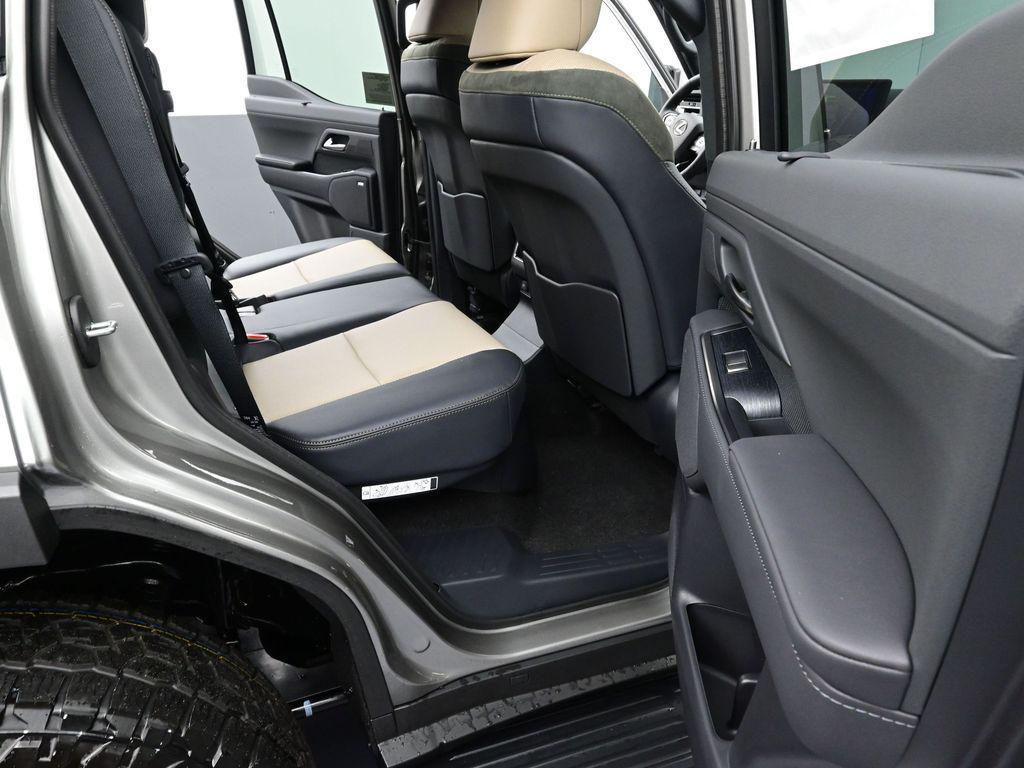 new 2025 Lexus GX 550 car, priced at $85,309