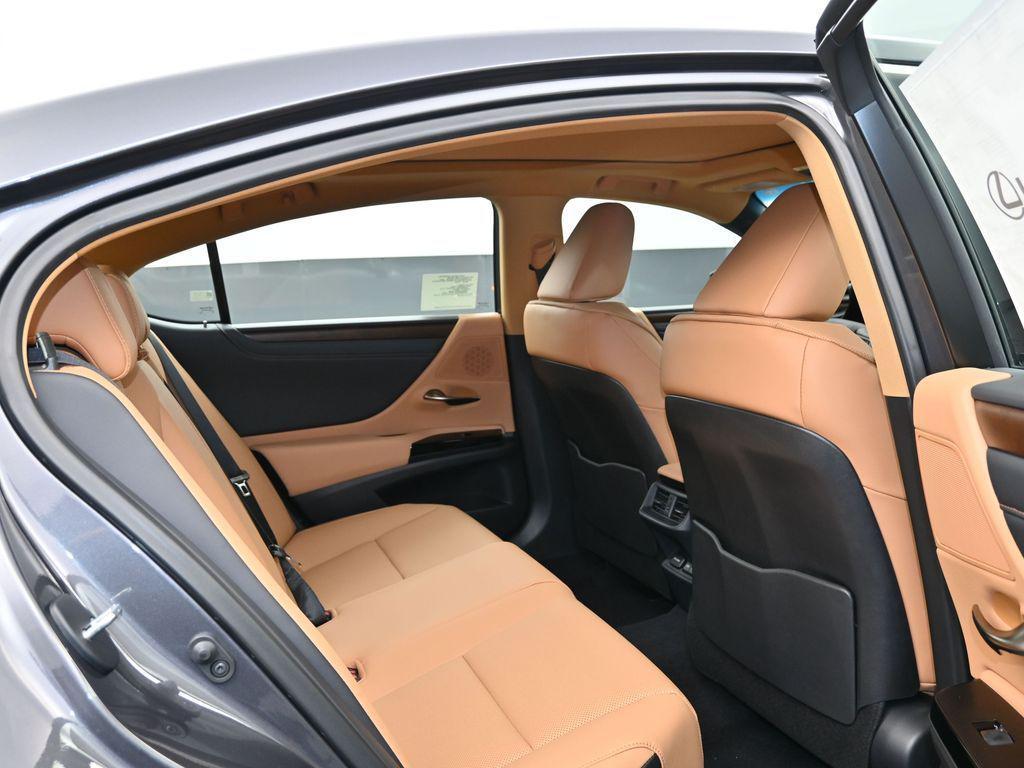 new 2025 Lexus ES 350 car, priced at $50,505