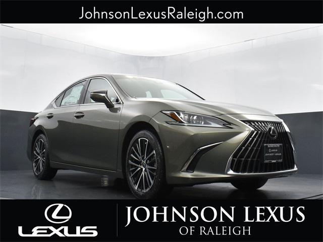 new 2025 Lexus ES 300h car, priced at $48,914