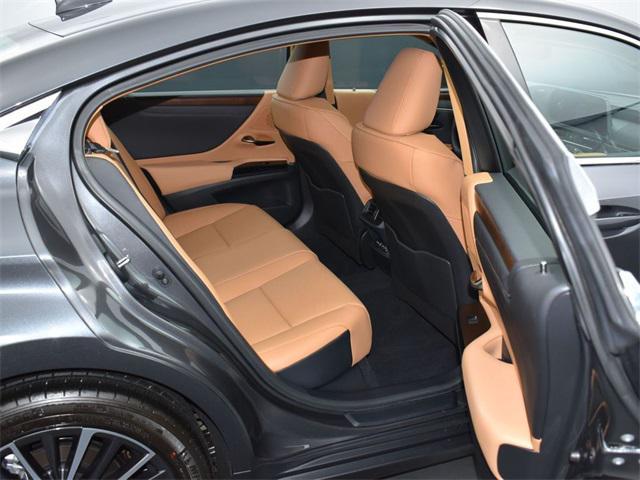 used 2025 Lexus ES 350 car, priced at $47,950