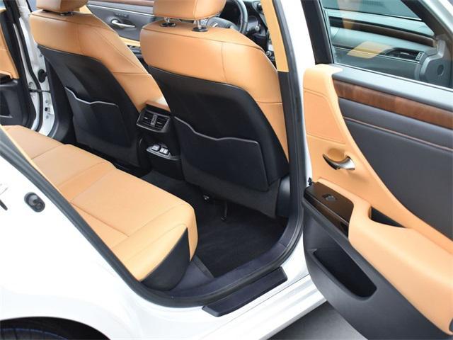 used 2024 Lexus ES 350 car, priced at $42,628