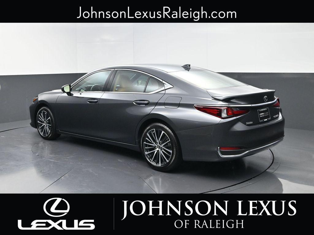 used 2025 Lexus ES 300h car, priced at $44,288