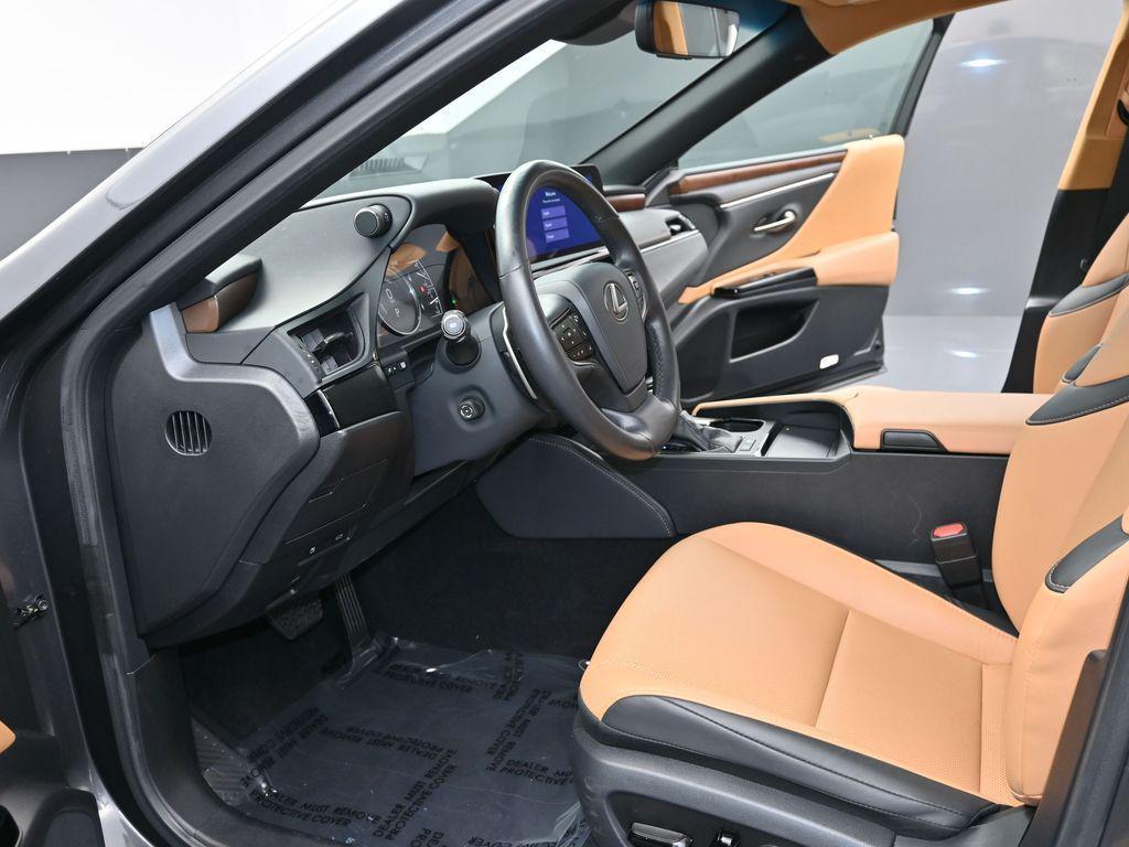 used 2025 Lexus ES 300h car, priced at $44,288
