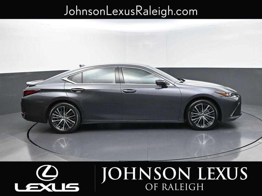 used 2025 Lexus ES 300h car, priced at $44,288