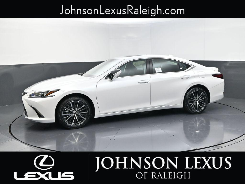 new 2025 Lexus ES 300h car, priced at $51,744