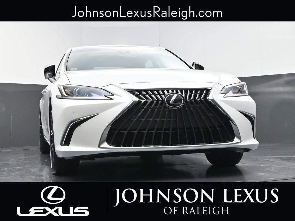 new 2025 Lexus ES 300h car, priced at $51,744