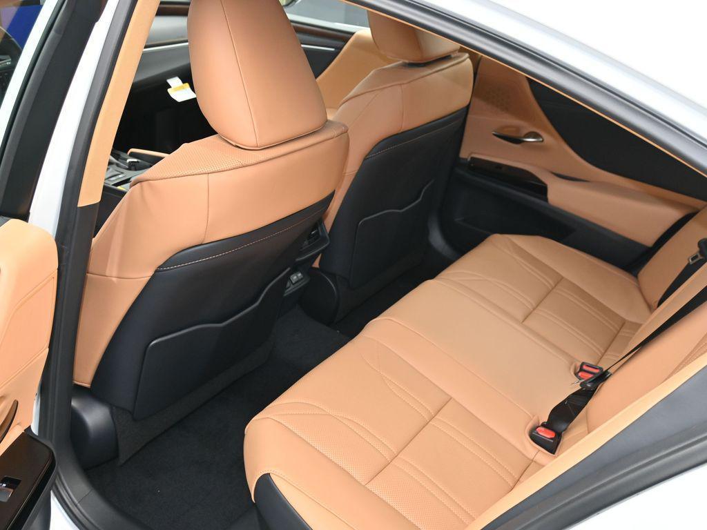 new 2025 Lexus ES 300h car, priced at $54,979