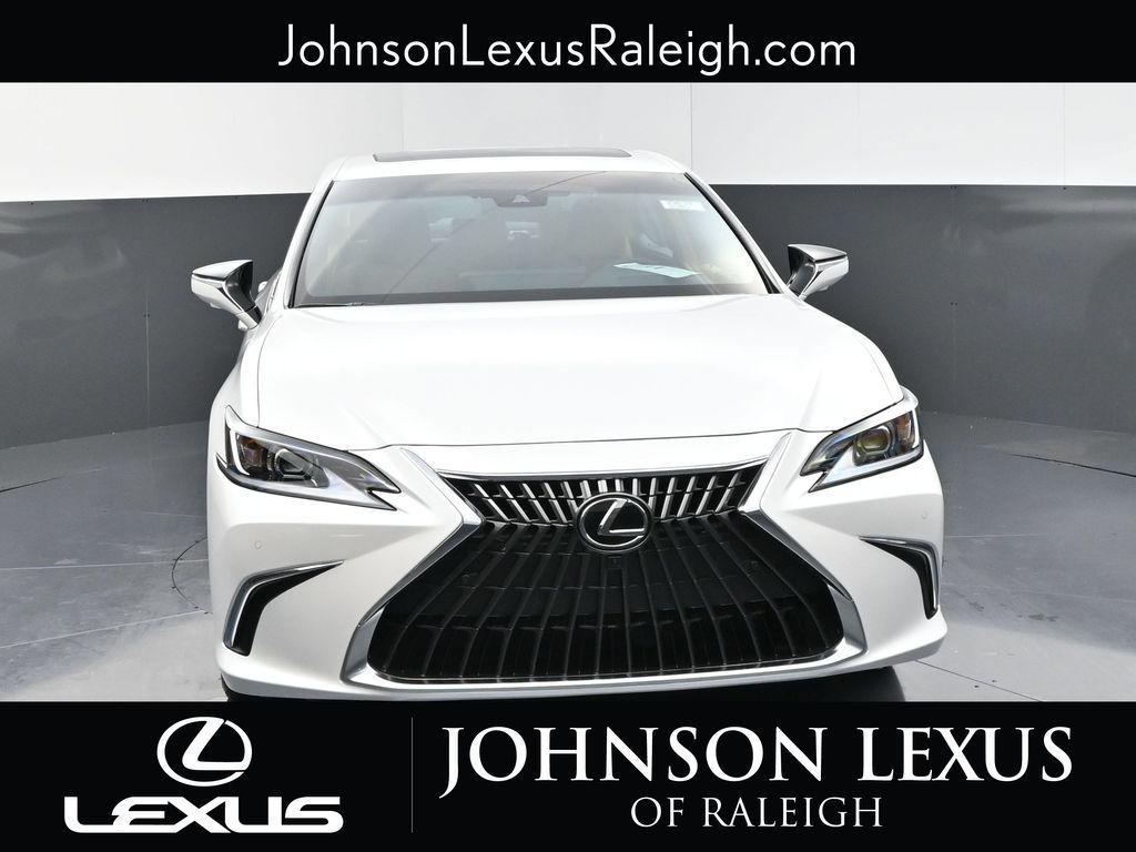 new 2025 Lexus ES 300h car, priced at $54,979