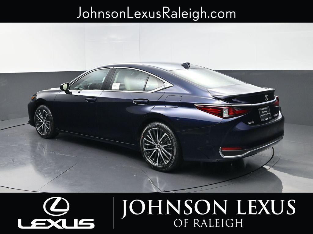 new 2025 Lexus ES 300h car, priced at $51,244