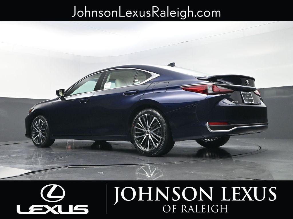 new 2025 Lexus ES 300h car, priced at $51,244