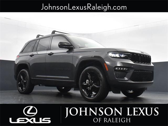 used 2024 Jeep Grand Cherokee car, priced at $42,488