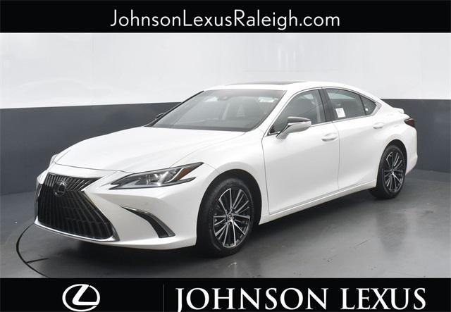 new 2025 Lexus ES 300h car, priced at $51,524