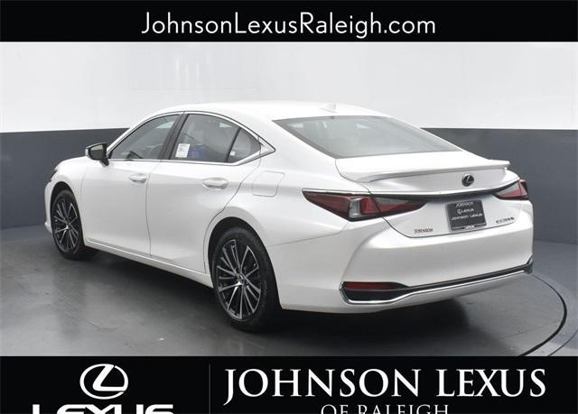 new 2025 Lexus ES 300h car, priced at $51,524
