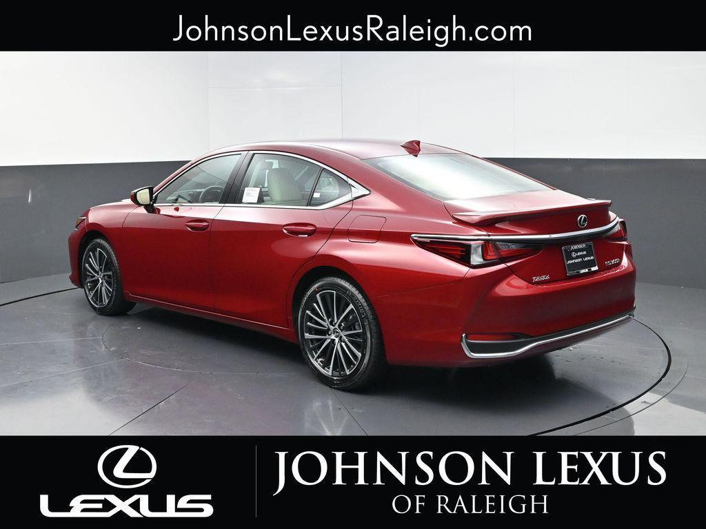 new 2025 Lexus ES 300h car, priced at $51,244