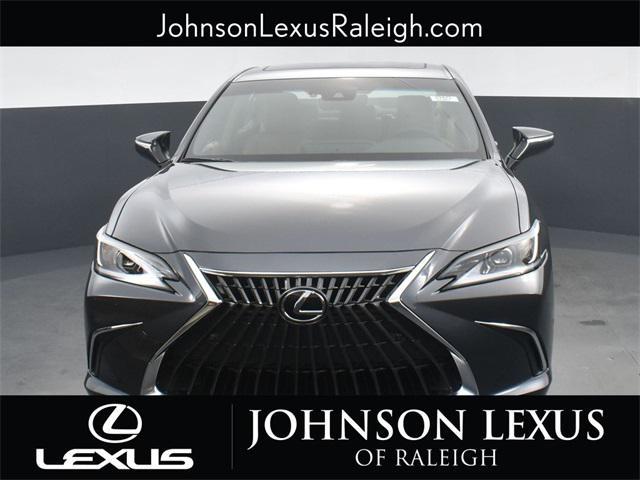 new 2025 Lexus ES 350 car, priced at $48,374