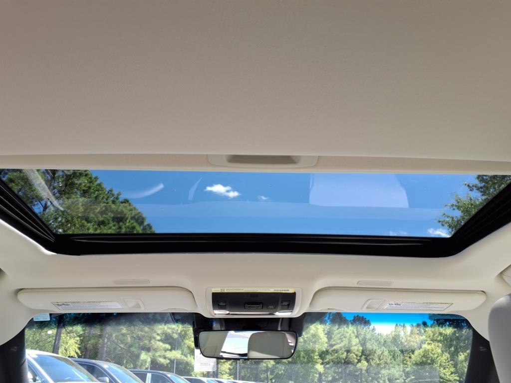 new 2025 Lexus ES 300h car, priced at $51,499