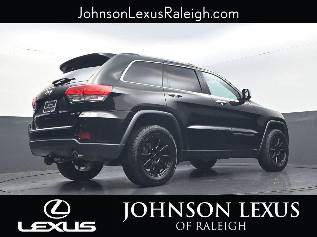 used 2017 Jeep Grand Cherokee car, priced at $17,588