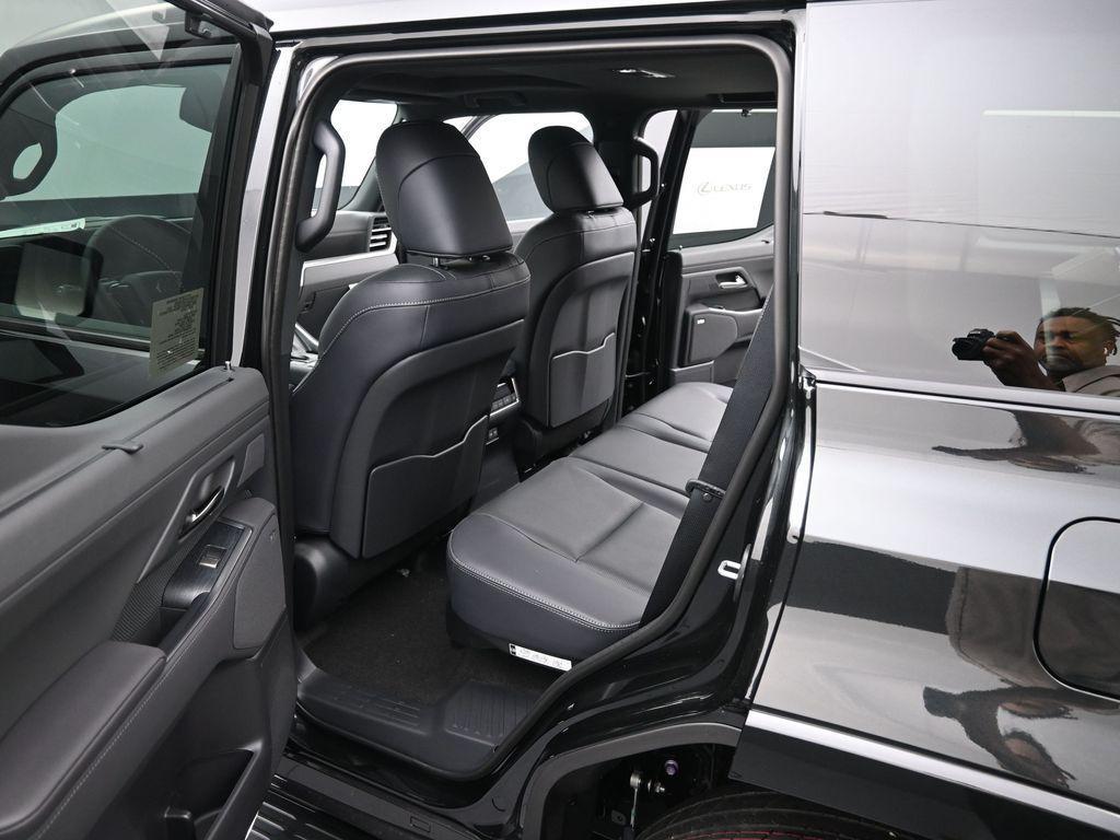 new 2025 Lexus GX 550 car, priced at $83,392