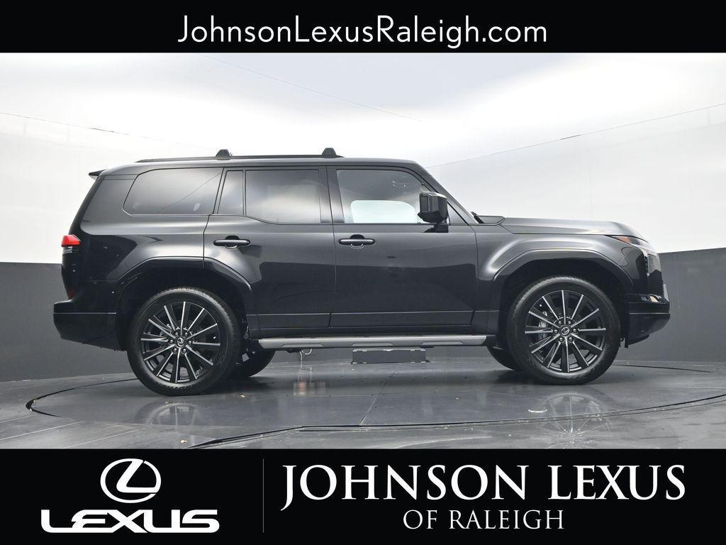 new 2025 Lexus GX 550 car, priced at $83,392