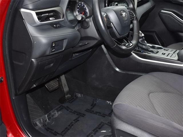 used 2021 Toyota Highlander car, priced at $29,460
