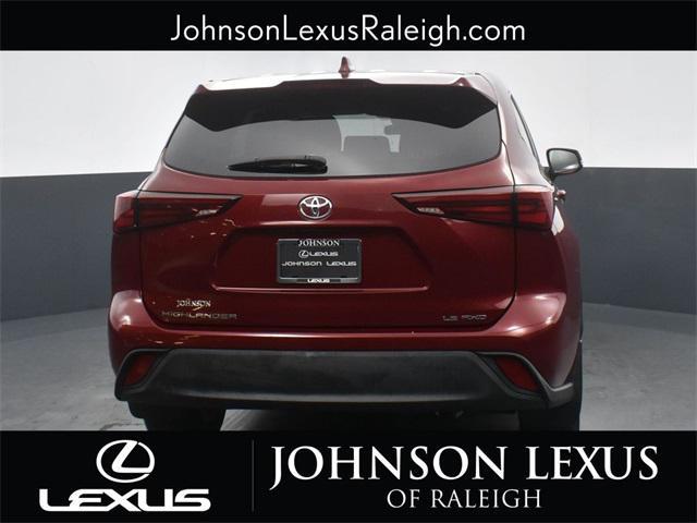 used 2021 Toyota Highlander car, priced at $29,460