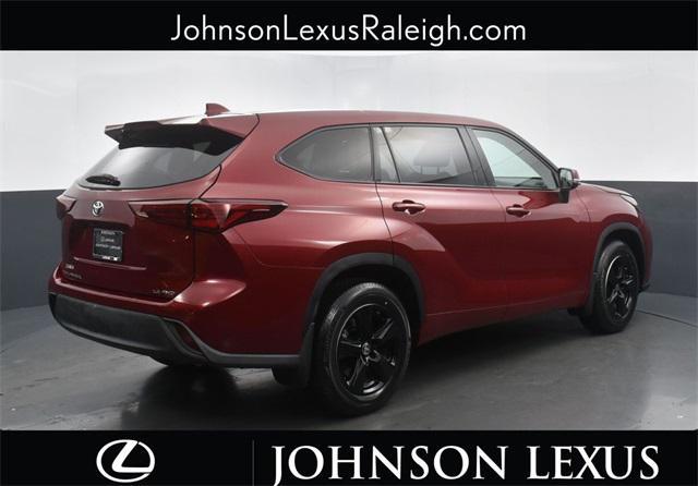 used 2021 Toyota Highlander car, priced at $29,460