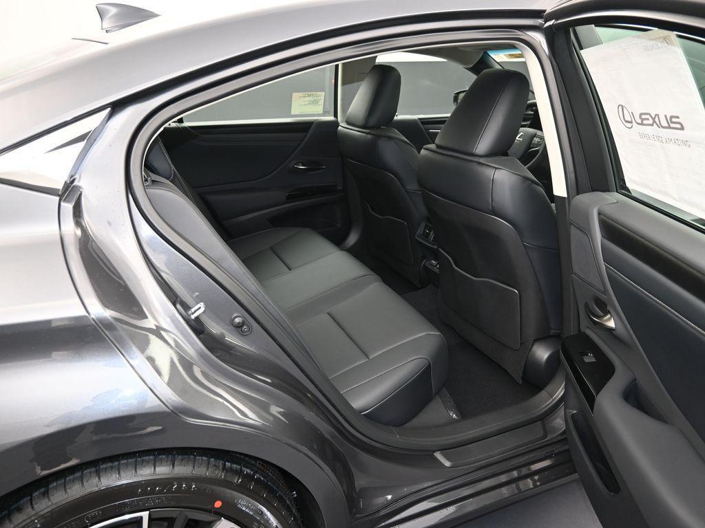 new 2025 Lexus ES 350 car, priced at $50,024