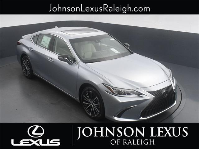 new 2025 Lexus ES 300h car, priced at $51,524