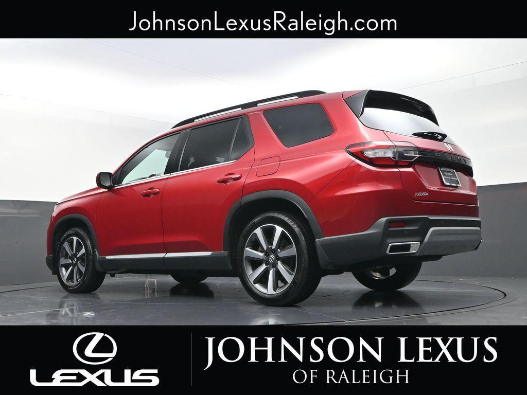 used 2024 Honda Pilot car, priced at $38,793