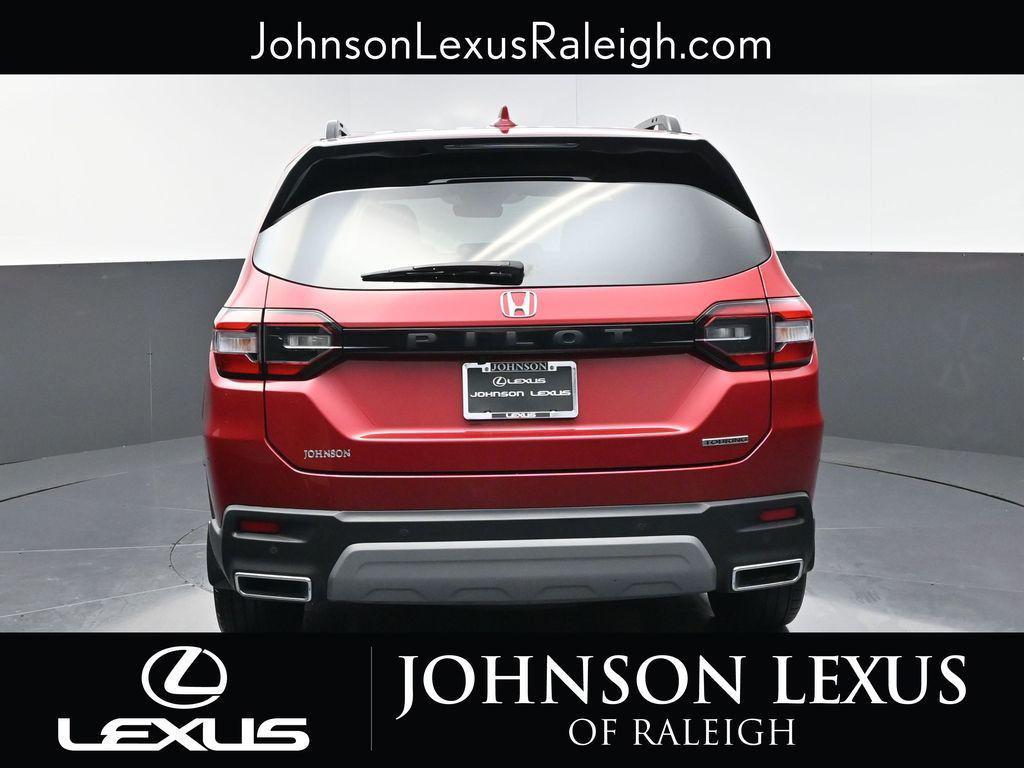 used 2024 Honda Pilot car, priced at $38,793