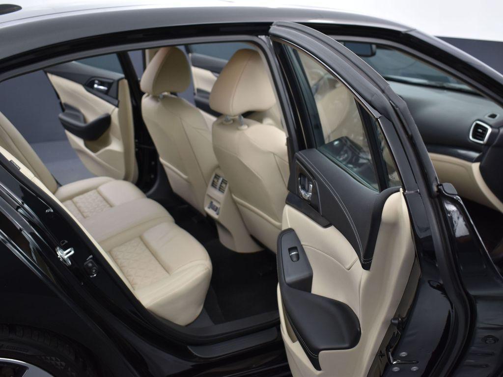 used 2022 Nissan Maxima car, priced at $26,920