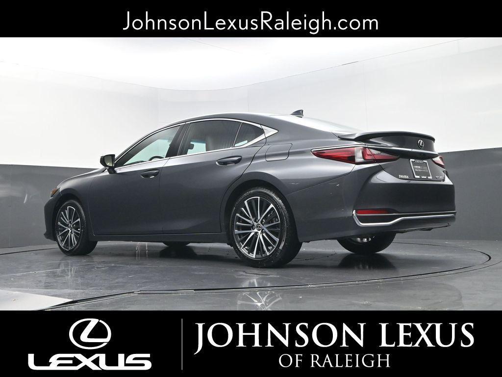 used 2025 Lexus ES 300h car, priced at $44,578