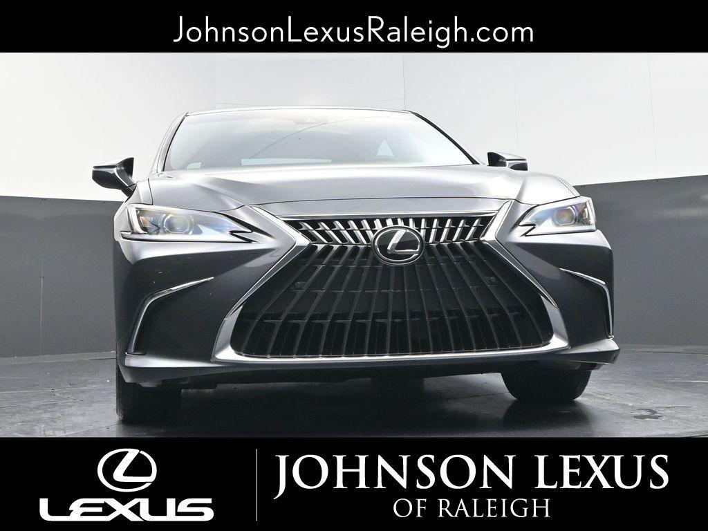 used 2025 Lexus ES 300h car, priced at $44,578
