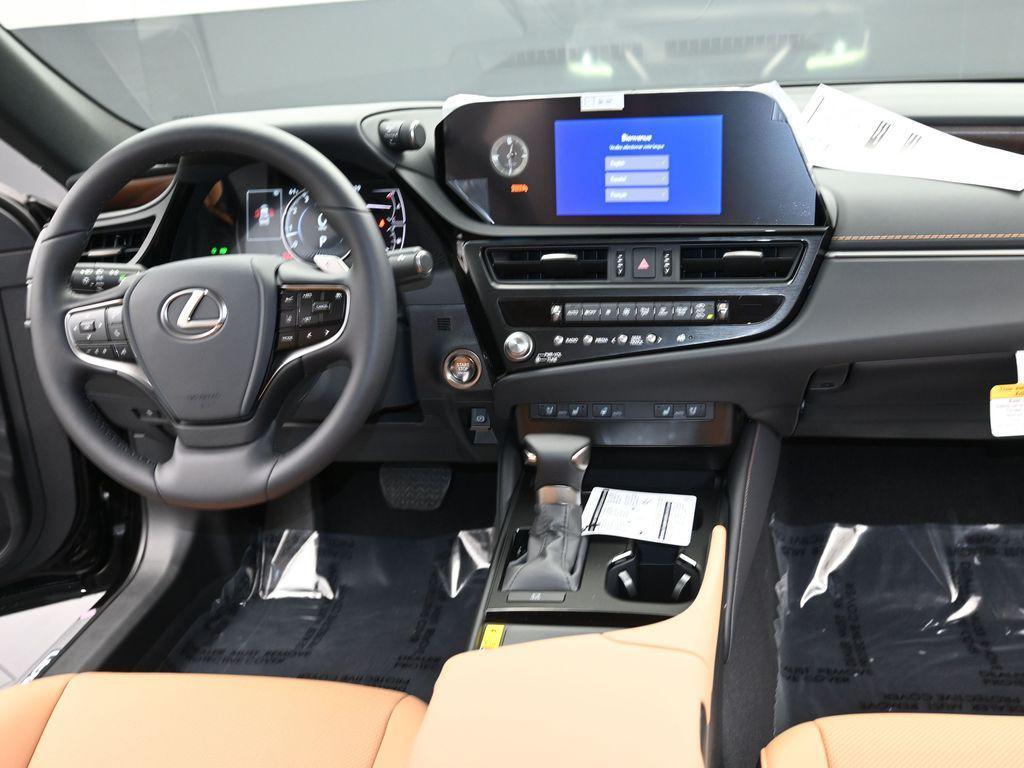 new 2025 Lexus ES 350 car, priced at $48,584