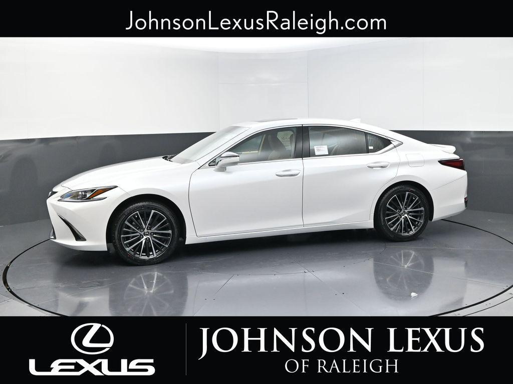 new 2025 Lexus ES 300h car, priced at $51,744