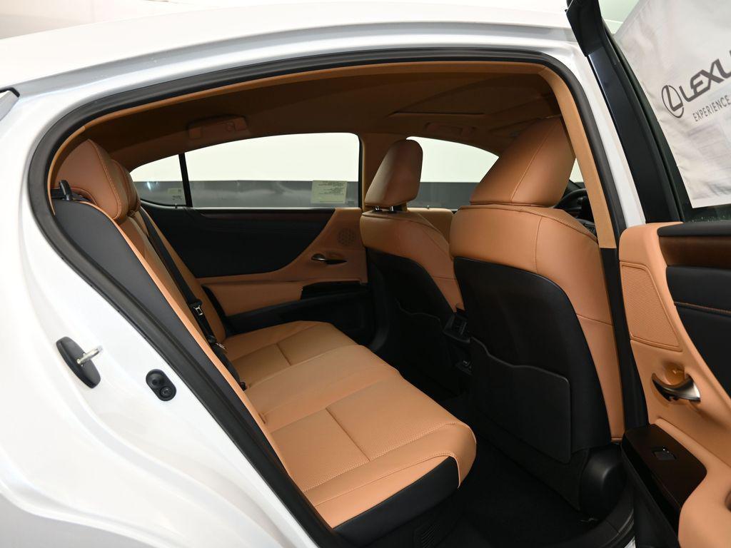 new 2025 Lexus ES 300h car, priced at $51,744