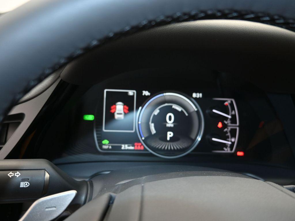 new 2025 Lexus ES 300h car, priced at $51,744